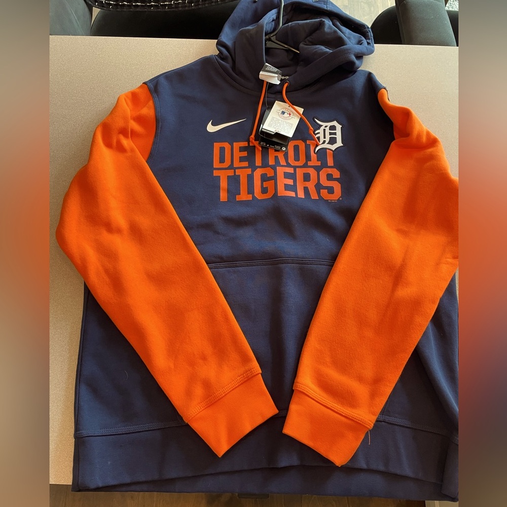 NIKE Detroit tigers MLB hoodie. Never been worn